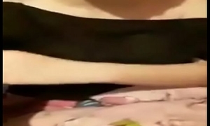 cute girl on periscope showing her sexy crowd